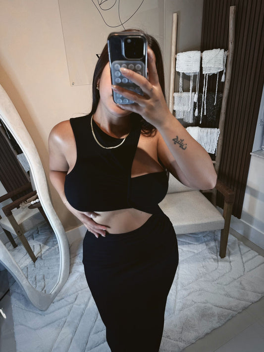 The Noir Maxi Dress